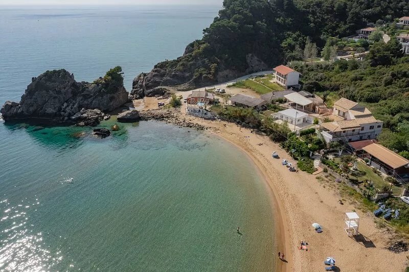Rainbow apartment A,Pelekas beach,40 meters from the sea