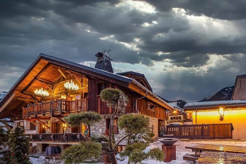 In the heart of the village, 400m from the slopes: Sauna, Nordic bath