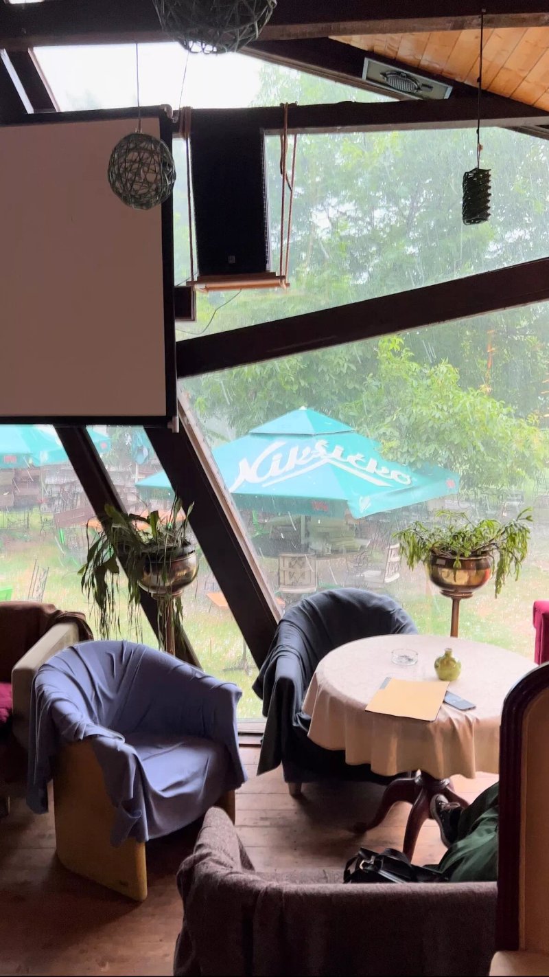 Restaurant Arena