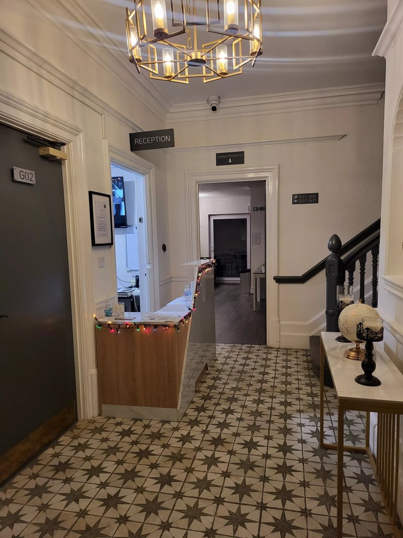 The Woodford Hotel