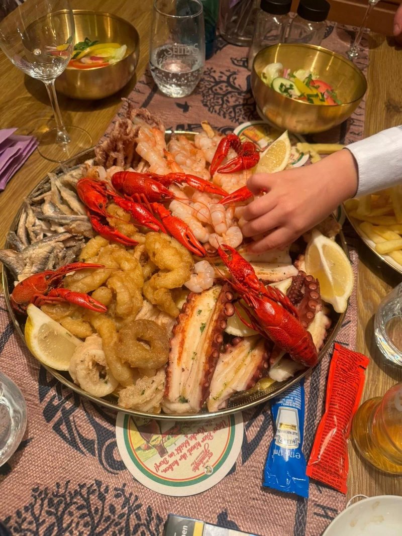 Viking  Sea Food