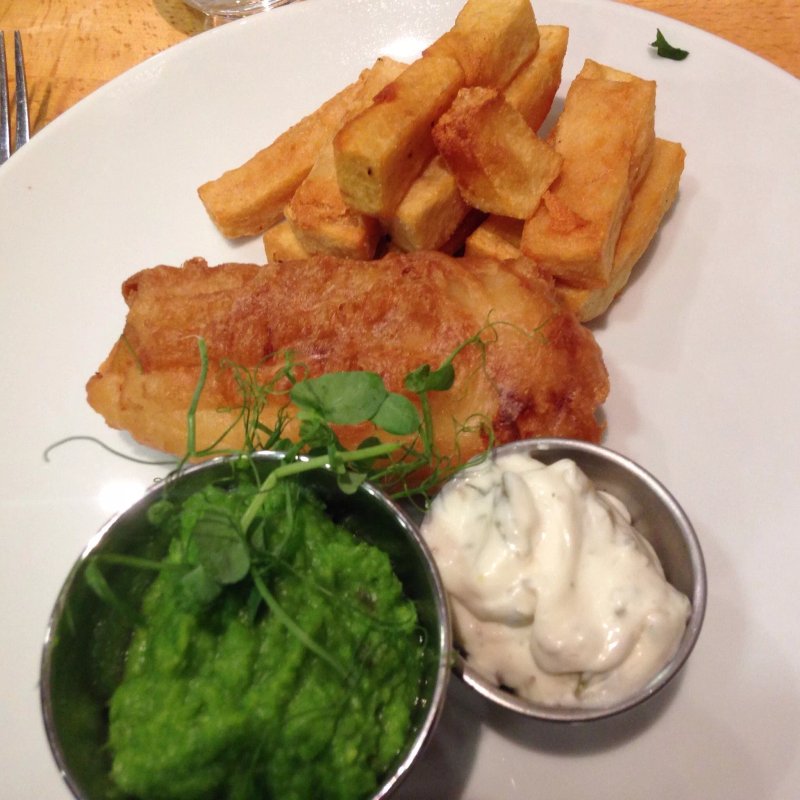Zara Restaurant Ramada Plaza
