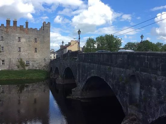 Whites Castle & Crom-a Boo Bridge
