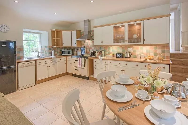 GARDENER'S COTTAGE - newly refurbished, stunning country estate, sleeps 6