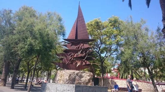 Escultura al Moll de la Fusta