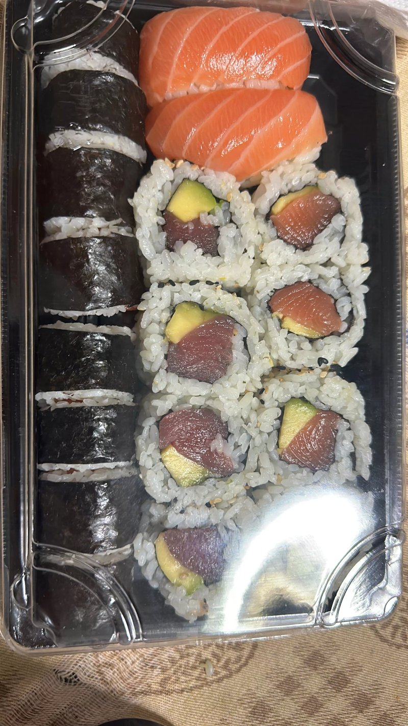 Hawaii Poke & Sushi
