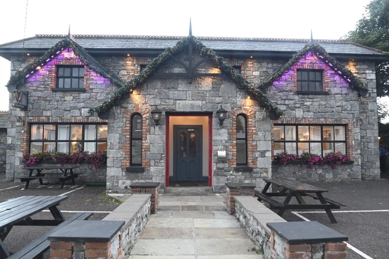 Galvin’s Bar & The Inn Between Bar & Restaurant