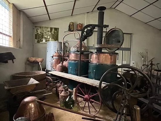 Musee du Veinazes