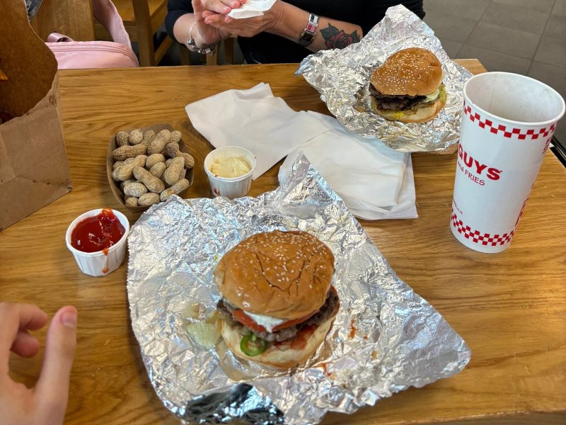 Five Guys Victoria