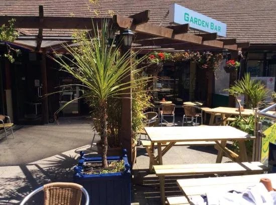 Garden Bar