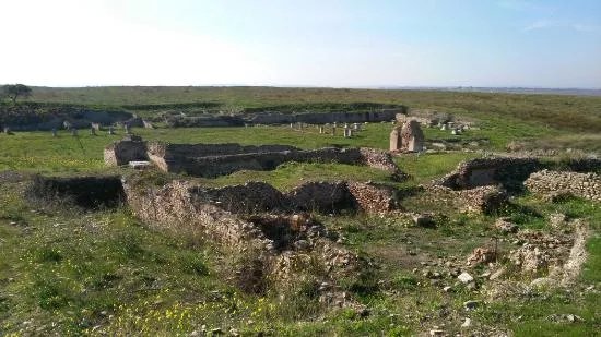 SCAVI ARCHEOLOGICI DI HERDONIA (ORDONA), FOGGIA, PUGLIA, ITALY