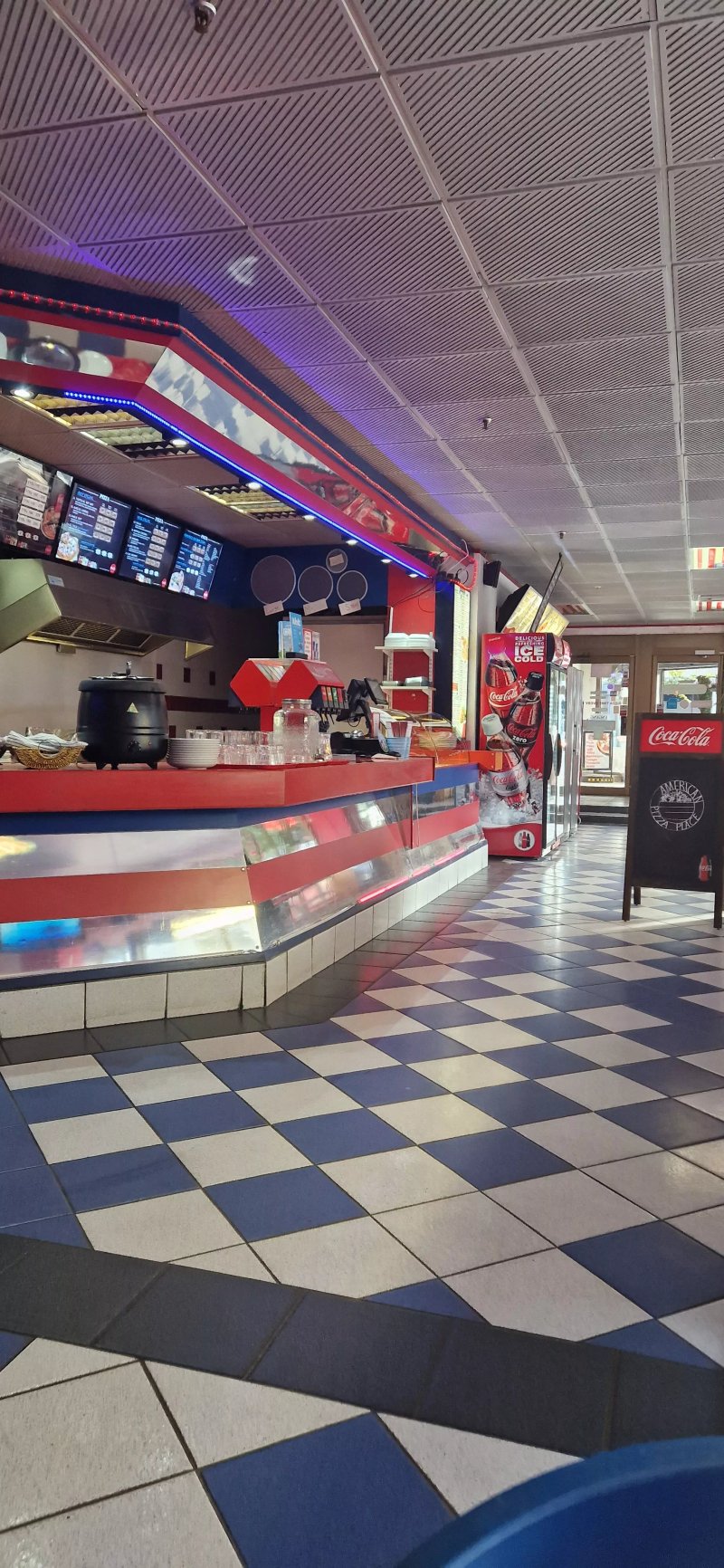 Americanpizzaplace