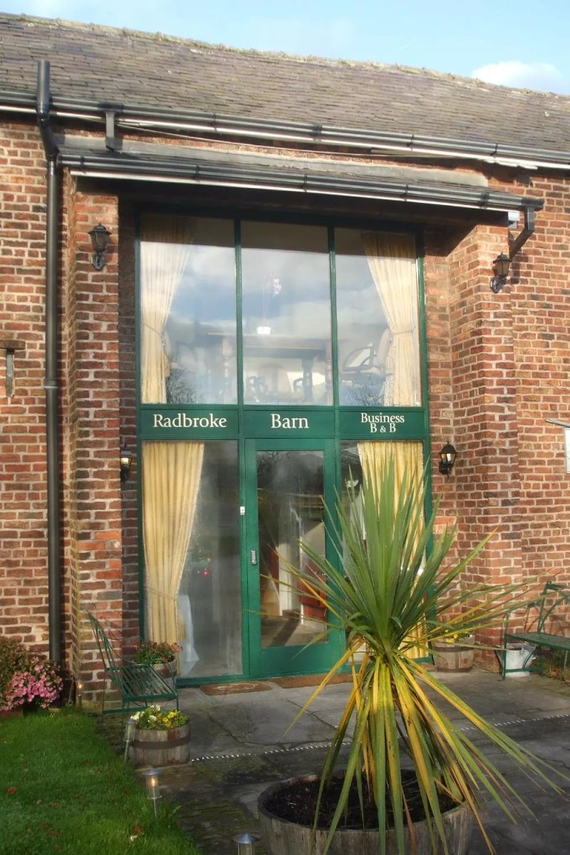 Radbroke Barn