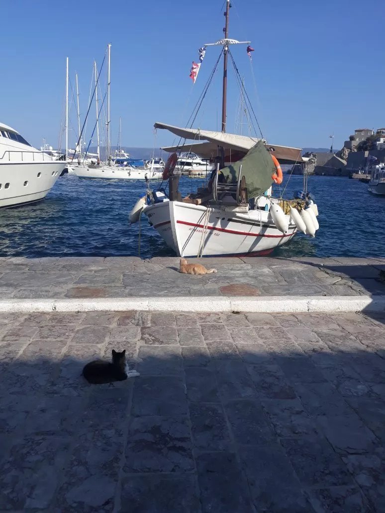 Athina Guesthouse