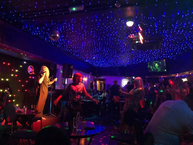 The Walrus Pub