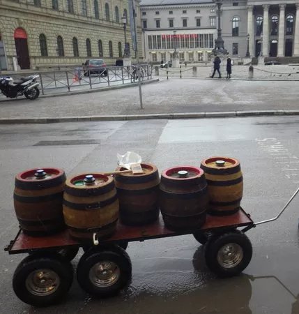 Lennys Beer Bike
