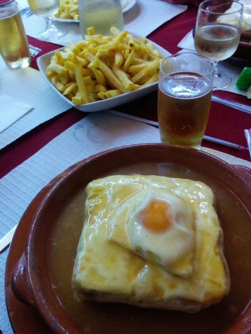 Francesinhas & Ca