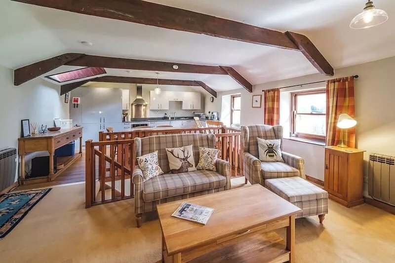 5 Swallowholm Cottages