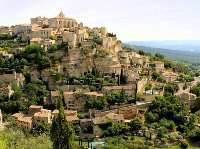 little house "le cabanon" in the heart of the luberon