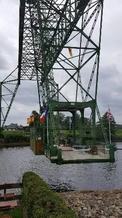 Schwebefahre Osten