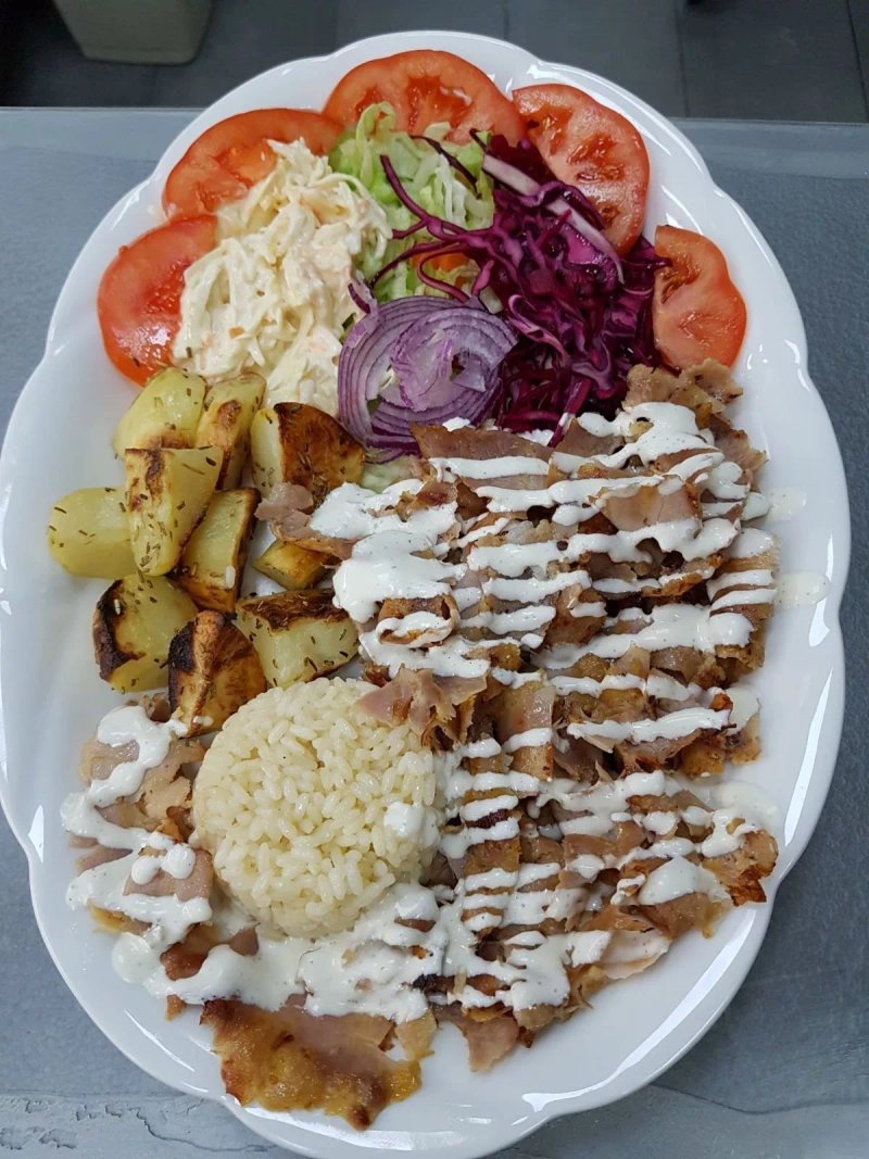 Turkish Nizza Pizza Kebap
