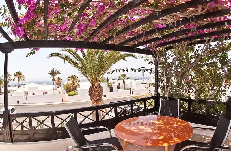 Wellness oasis with private pool-sauna-whirlpool in the heart of Puerto del
