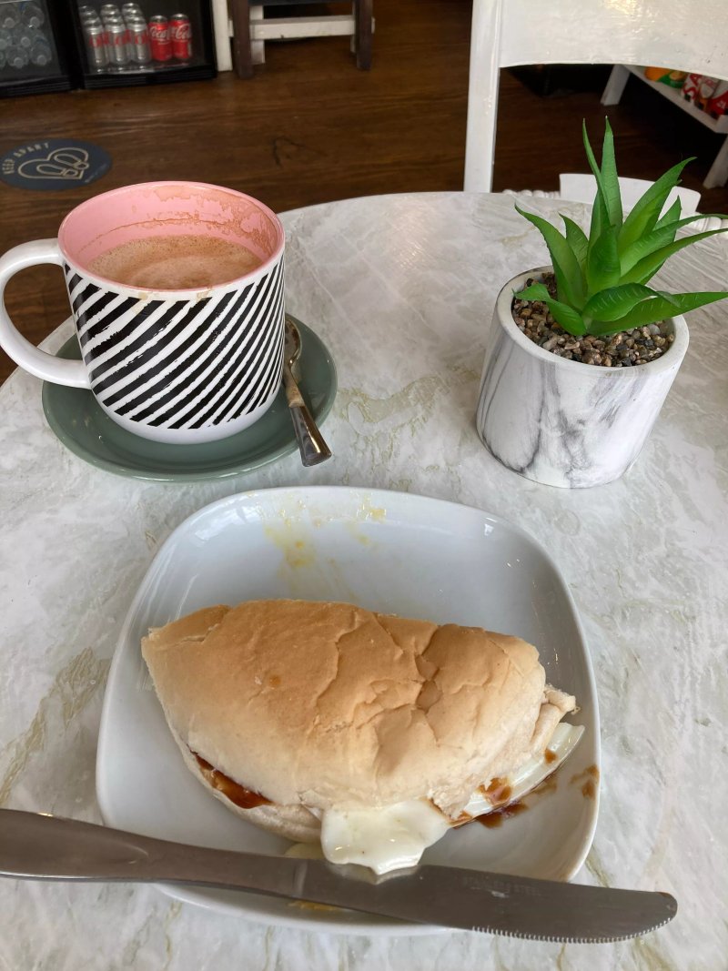 Milk and Honey Cafe
