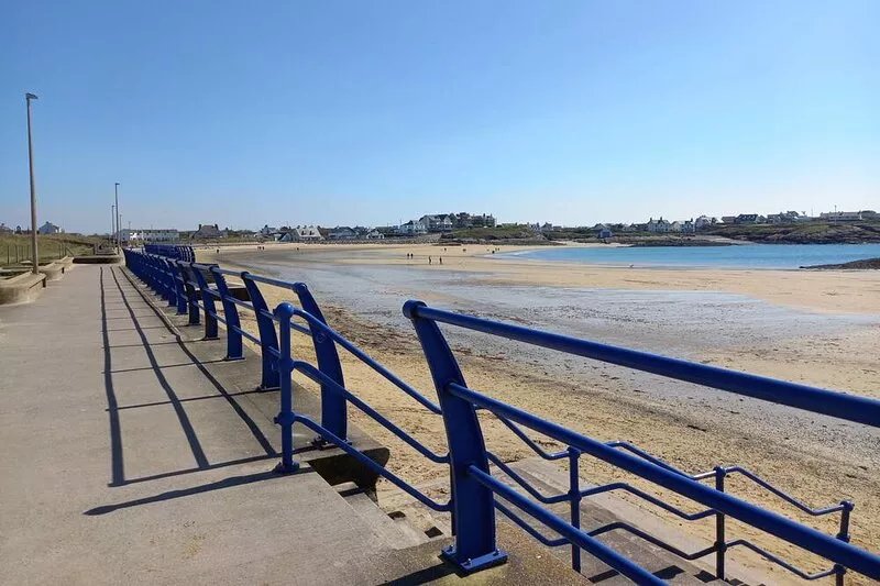 Superb Beach House, Sleeps 8, Pet Friendly