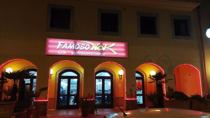 Famoso Wok