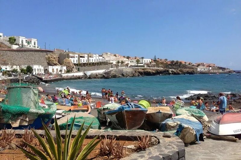 Fantastic Views - 2 rooms - Beach Access