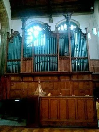 Holy Trinity C Of E Parish Church
