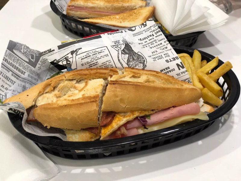 Las Mil Arepas