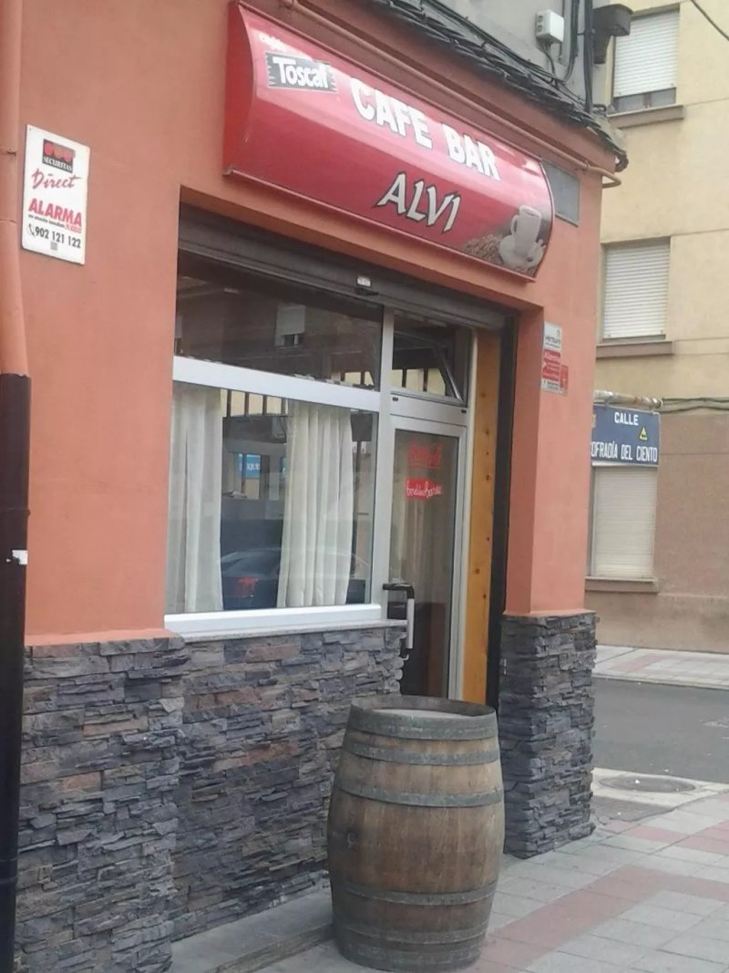 Bar Alvi