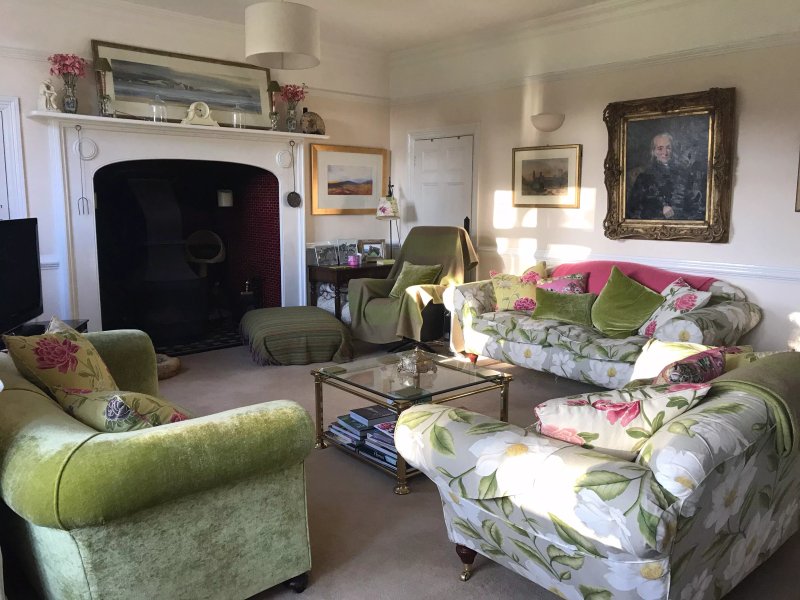 Coombe Lodge Farm House