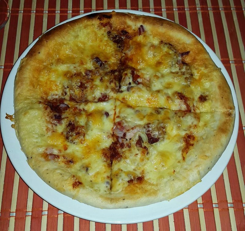 Capri Pizzeria Etterem