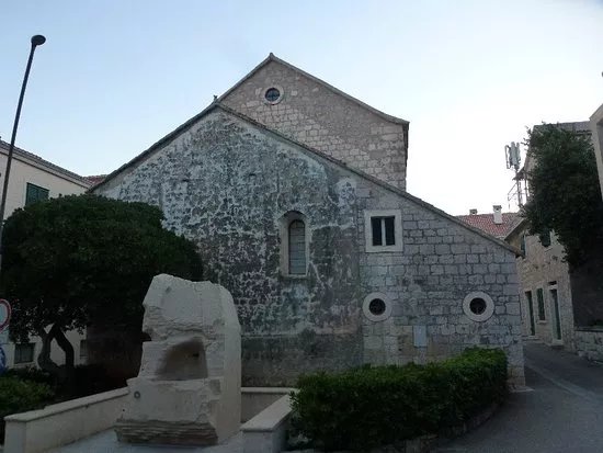 Zupna Crkva Gospe Od Karmela