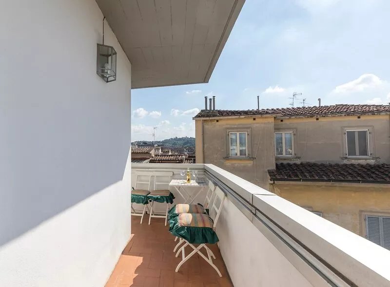 ATTICHINO, WITH PANORAMIC TERRACE, IN THE CENTER OF FLORENCE