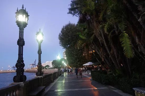 Paseo Canalejas