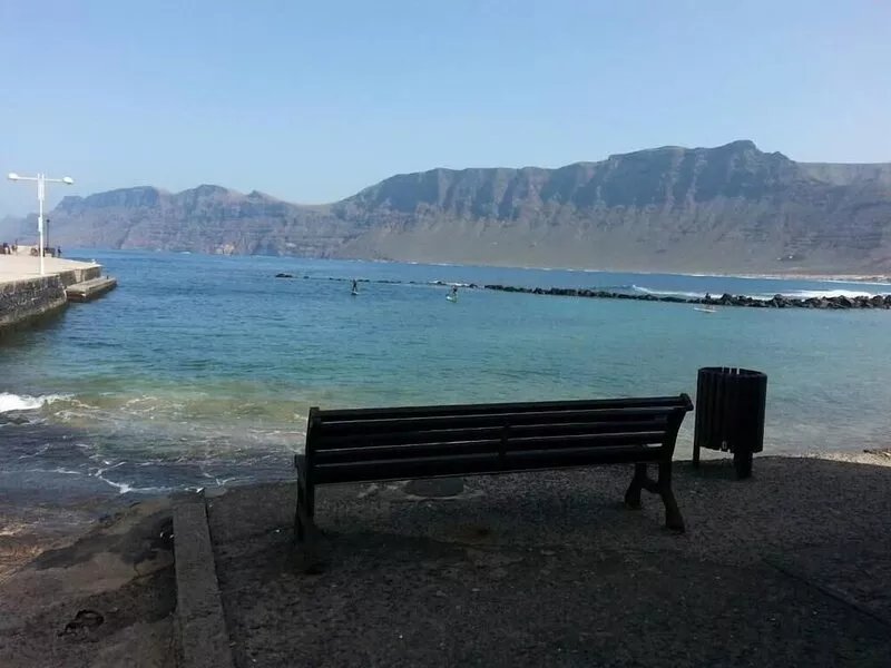 Quiet apartment in Famara beach