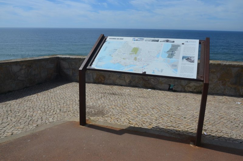 Miradouro Das Azenhas Do Mar