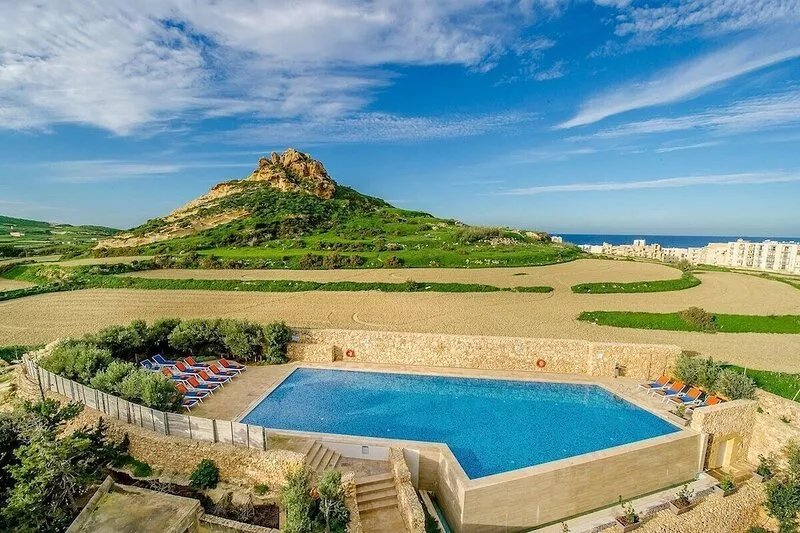 The Hillock Penthouse B17