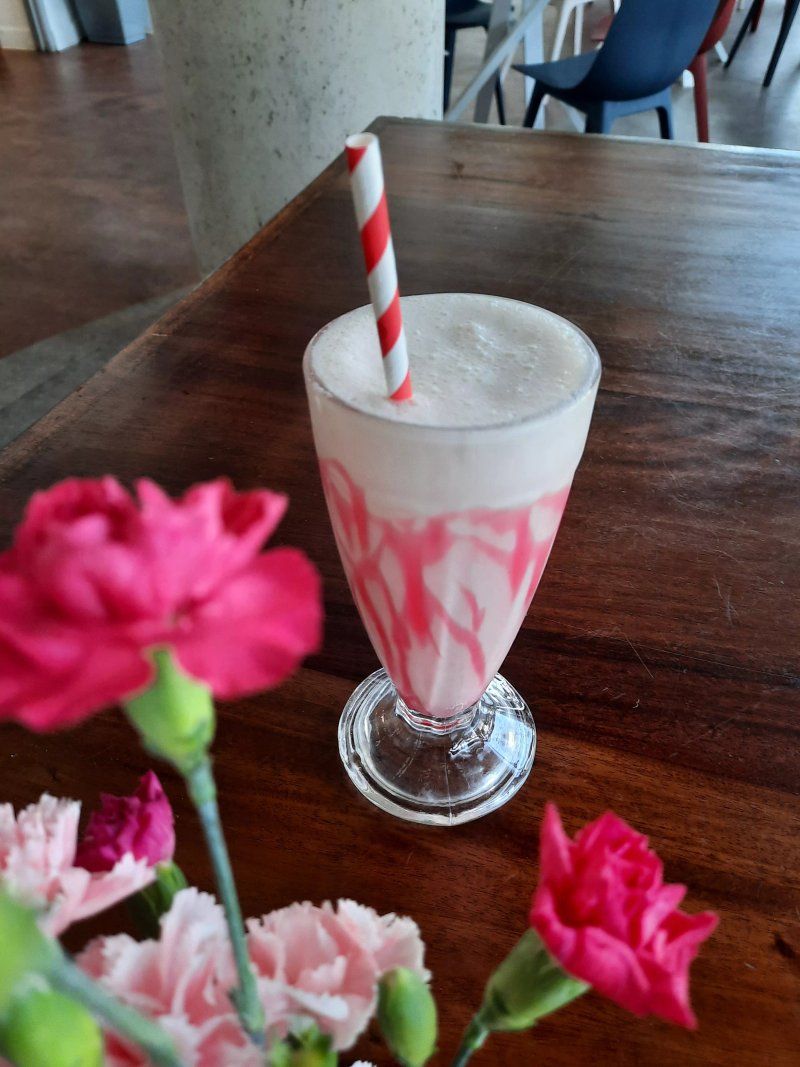 Rose Petal Cafe - Ropetackle Arts Centre