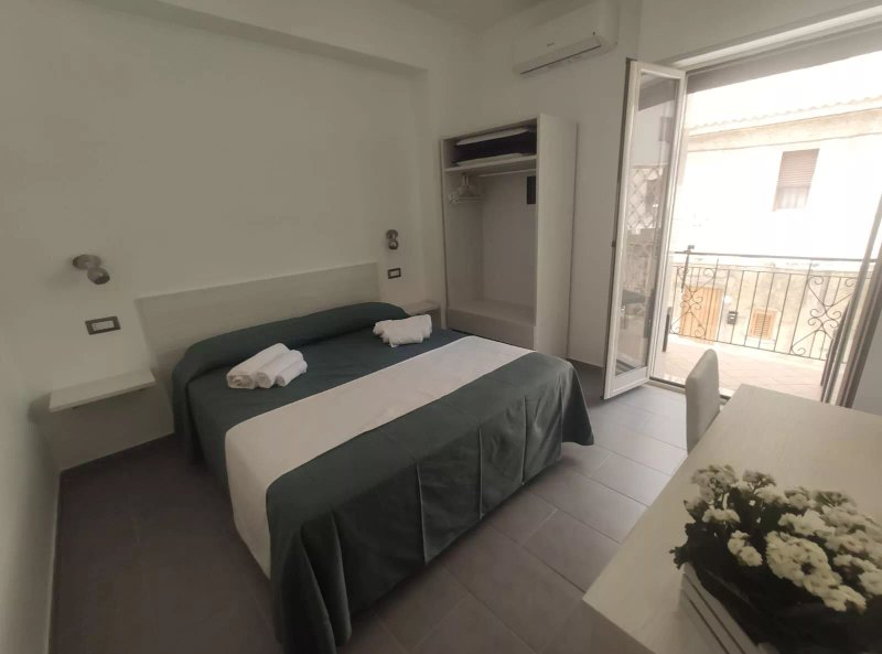 Ninfea Tropea City Rooms