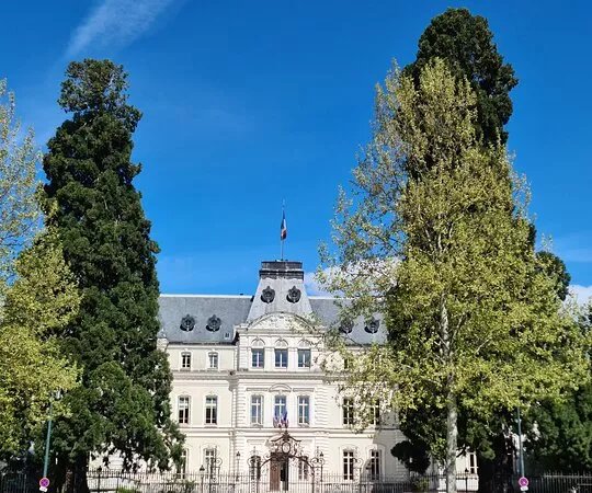 Hotel De Prefecture De La Haute Savoie