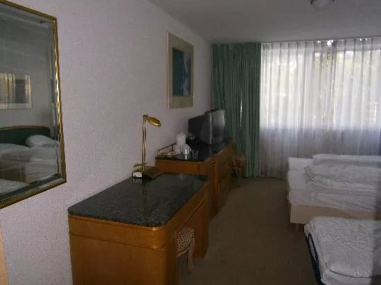 Impala Hotel