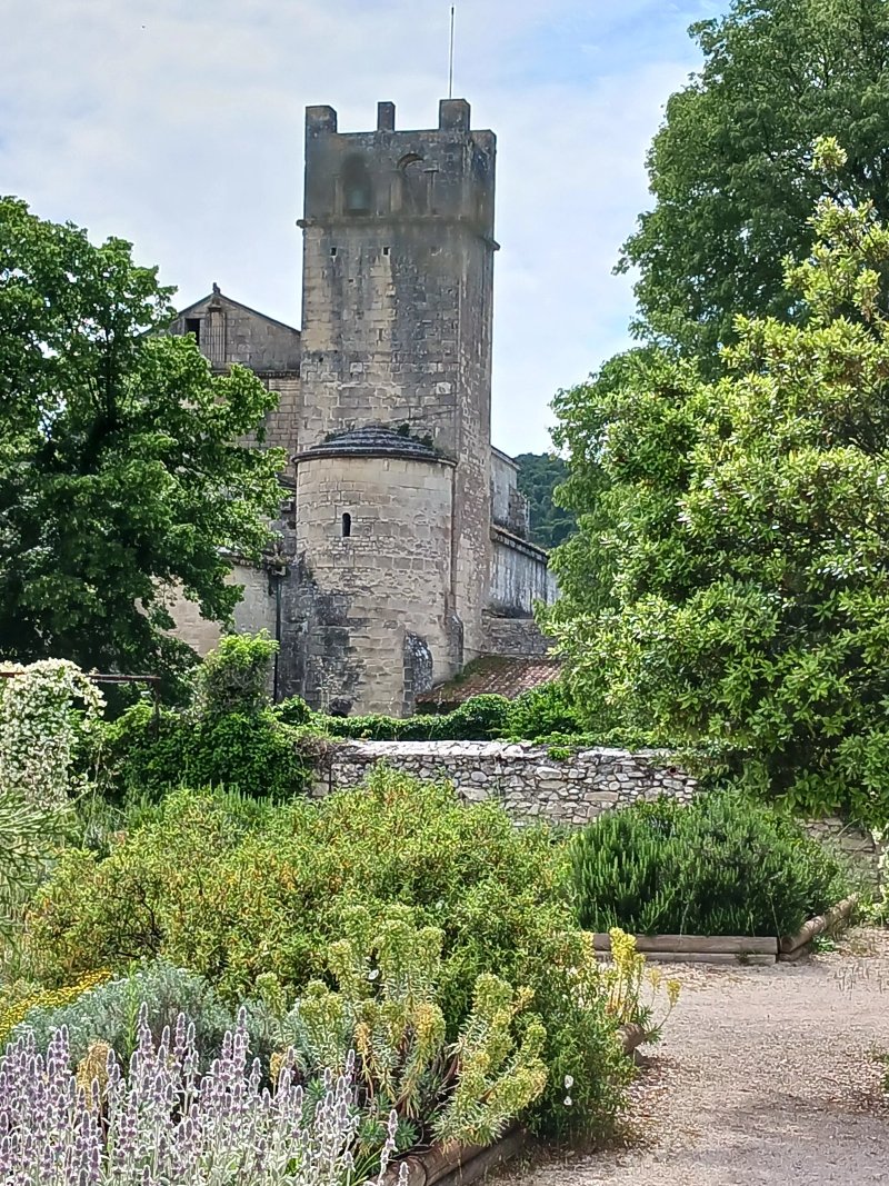 Cloitre Notre Dame De Nazareth