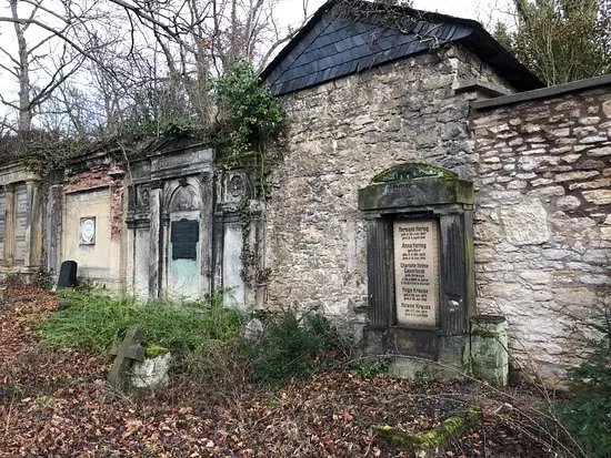 Johannisfriedhof