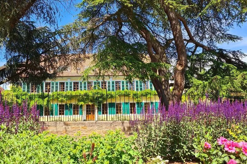 Ritterhof guest rooms at the Fitz-Ritter winery - VDP/Organic