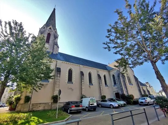 Eglise de la Chapelle-des-Marais