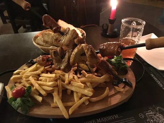 Pub 13 - Restaurant Medieval